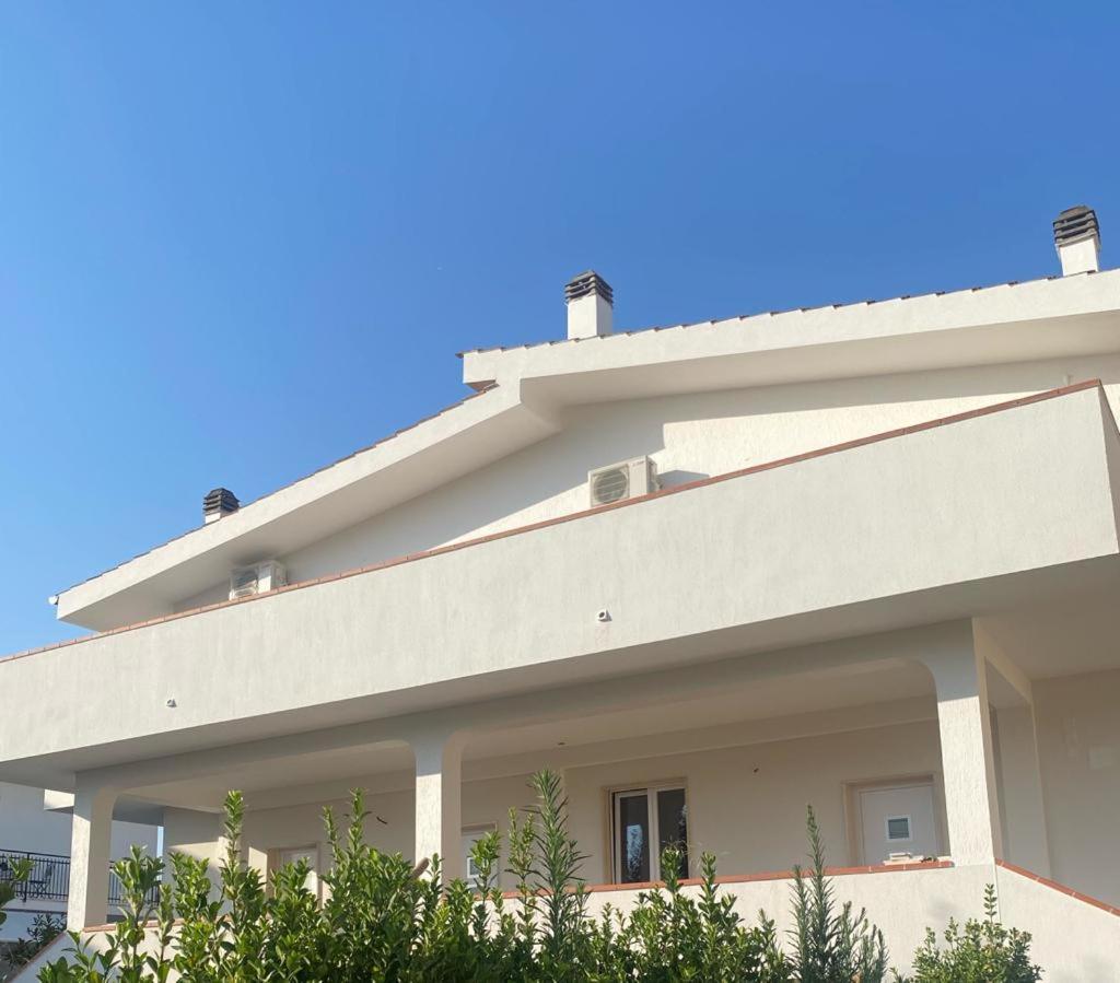 Villa Maniva Marina di Ginosa Eksteriør billede